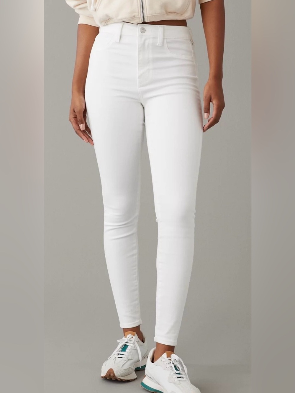 American Eagle White High-Rise Skinny Jeans, Size 6